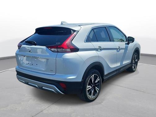 White Diamond 2025 Mitsubishi Eclipse Cross SE