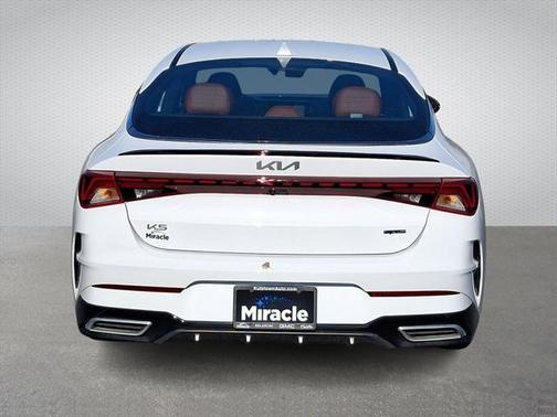 2024 Kia K5 GT-Line