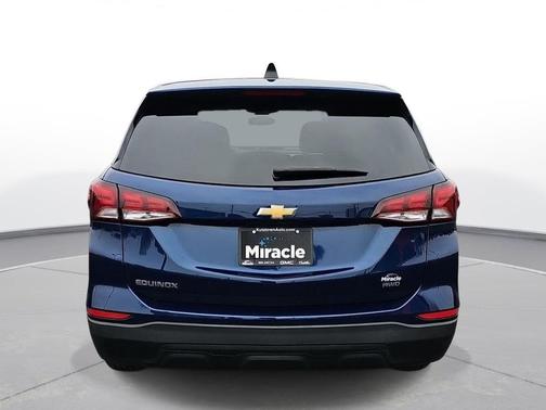 2023 Chevrolet Equinox LS