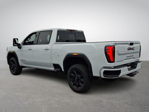 2026 GMC Sierra 2500 AT4