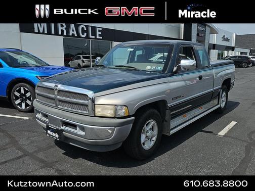 1996 Dodge Ram 1500 CLUB CAB 139'' WB