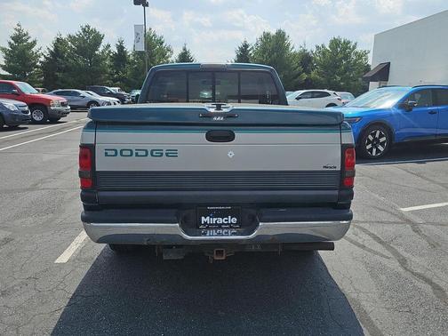 1996 Dodge Ram 1500 CLUB CAB 139'' WB