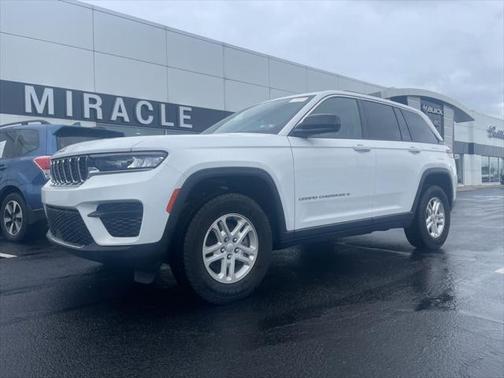 2022 Jeep Grand Cherokee Laredo