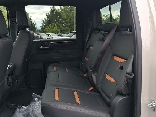 2026 GMC Sierra 3500 AT4