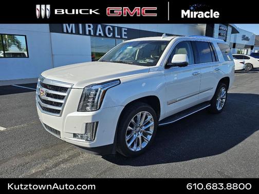 Crystal White Tricoat 2017 Cadillac Escalade Luxury