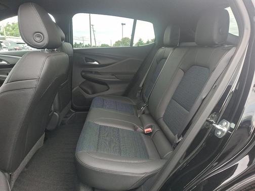2025 Buick Envista Preferred FWD