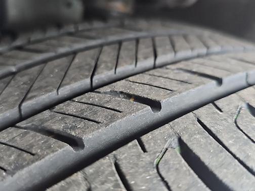 Moonstone Gray Metallic 2023 Buick Encore GX Essence