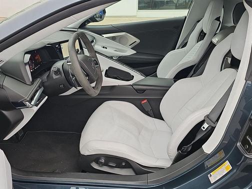 2021 Chevrolet Corvette Stingray w/3LT