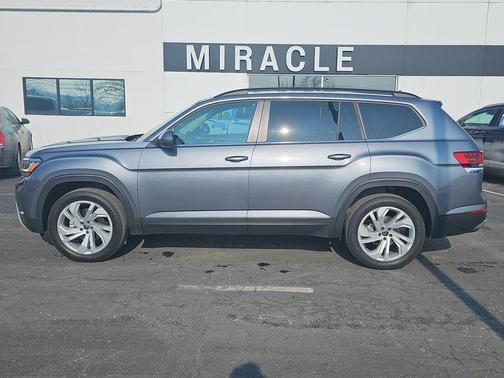 2023 Volkswagen Atlas 3.6L SE w/Technology