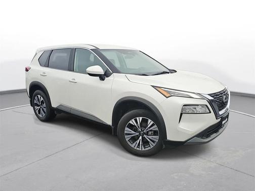 Pearl White Tricoat 2023 Nissan Rogue SV