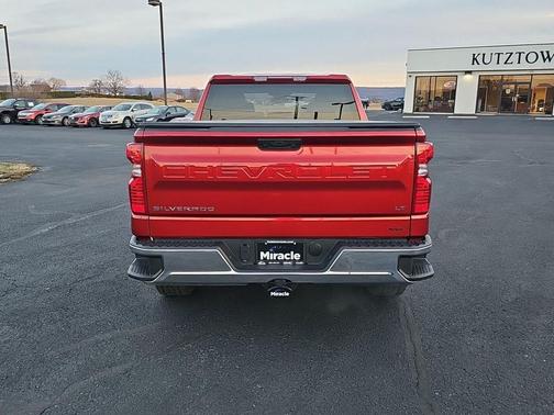 2024 Chevrolet Silverado 1500 LT