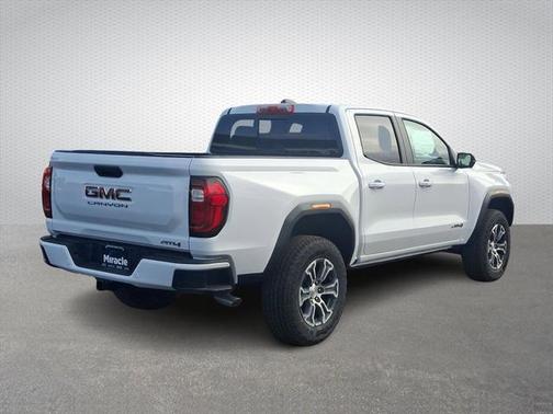 2025 GMC Canyon Base