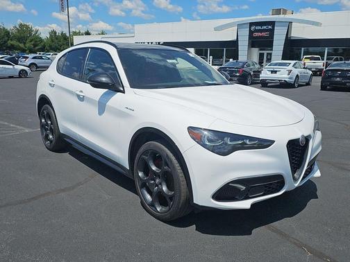 Alfa White 2024 Alfa Romeo Stelvio Veloce AWD
