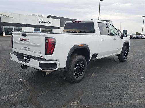 2025 GMC Sierra 2500 AT4