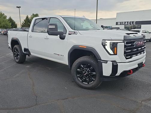 2025 GMC Sierra 2500 AT4
