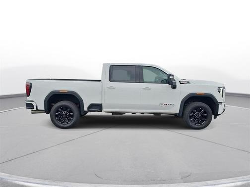 Summit White 2025 GMC Sierra 2500 AT4