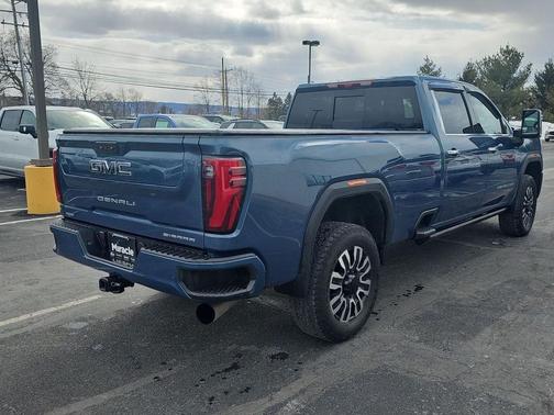 2025 GMC Sierra 3500 Denali
