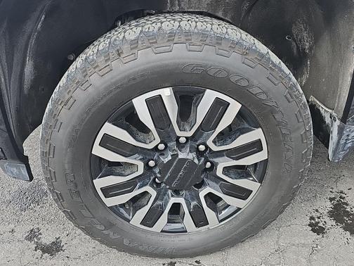 2025 GMC Sierra 3500 Denali