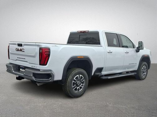 2026 GMC Sierra 2500 SLT