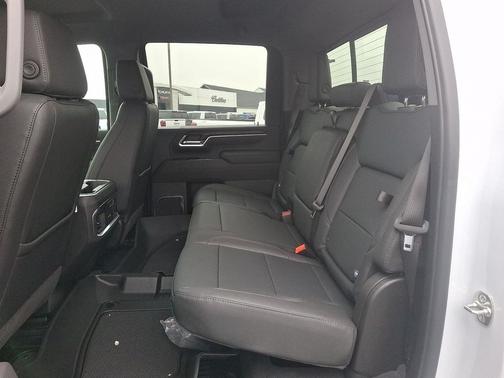 2026 GMC Sierra 2500 SLT