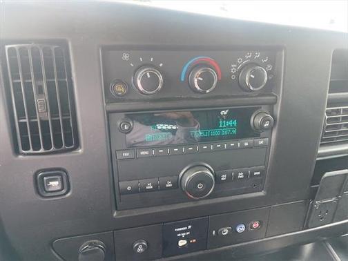 2023 GMC Savana 2500 Work Van