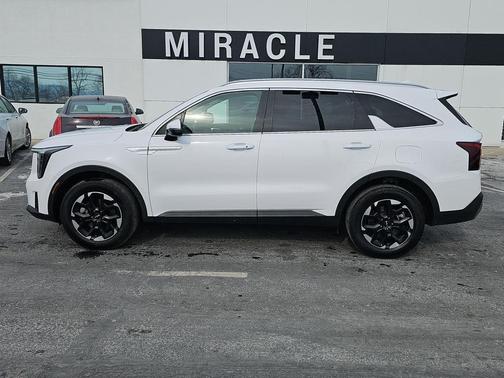 2024 Kia Sorento S