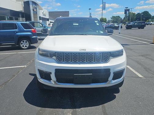 Bright White Clearcoat 2022 Jeep Grand Cherokee L Summit Reserve