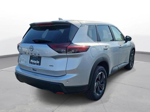 Brilliant Silver Metallic 2025 Nissan Rogue SV