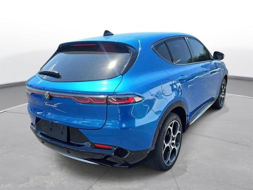 Misano Blue Metallic 2024 Alfa Romeo Tonale Ti EAWD