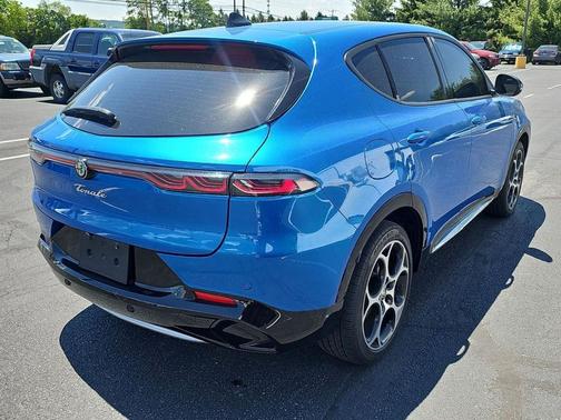 Misano Blue Metallic 2024 Alfa Romeo Tonale Ti EAWD