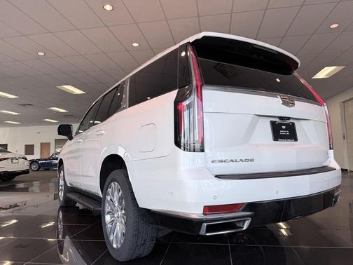 Crystal White Tricoat 2021 Cadillac Escalade Premium Luxury