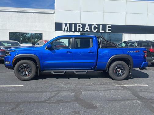 2025 Nissan Frontier PRO-4X