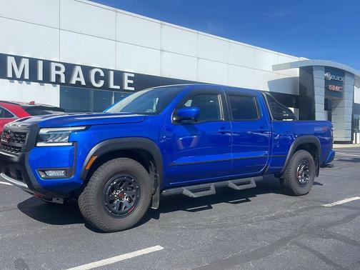 2025 Nissan Frontier PRO-4X