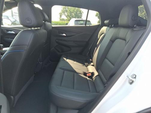2025 Buick Envista Sport Touring FWD