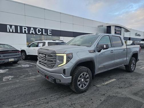 2025 GMC Sierra 1500 AT4