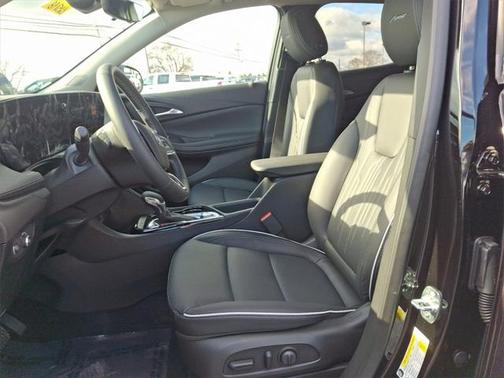 2025 Buick Encore GX Avenir