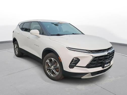 Summit White 2023 Chevrolet Blazer 2LT