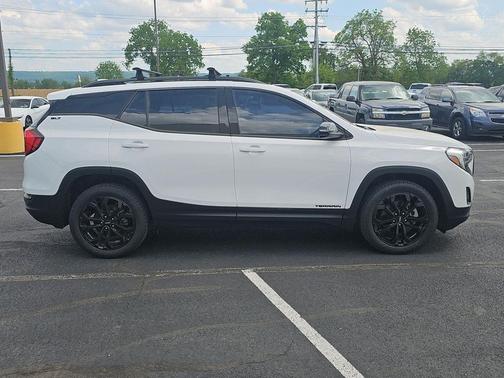 Summit White 2019 GMC Terrain SLT