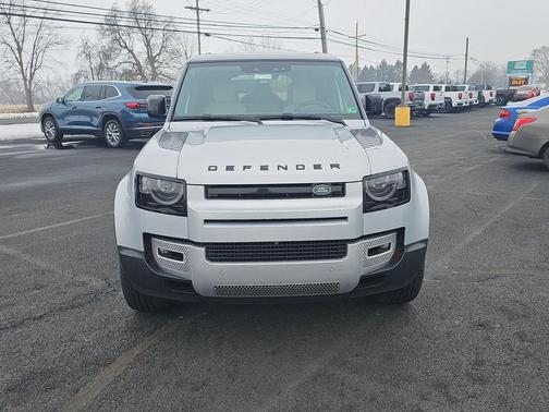 2023 Land Rover Defender 130 SE