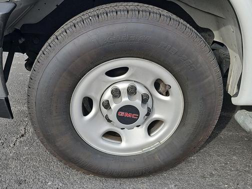 2024 GMC Savana 2500 Work Van