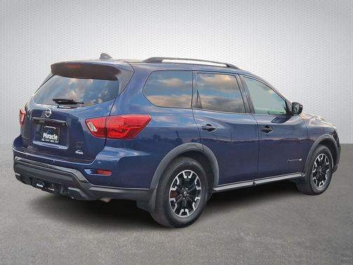 2020 Nissan Pathfinder SV 4WD