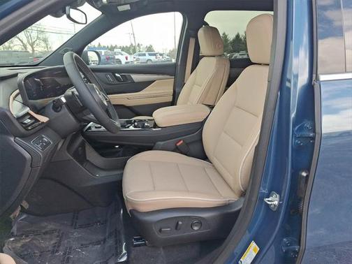 2025 Buick Enclave Preferred FWD