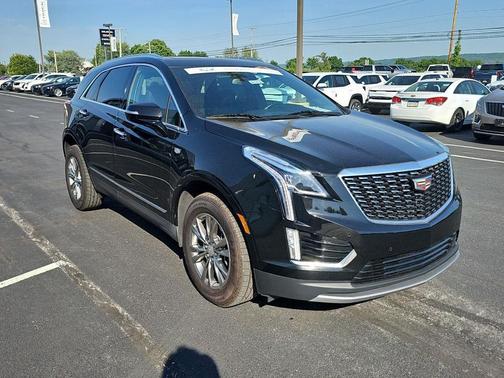Stellar Black Metallic 2023 Cadillac XT5 Premium Luxury