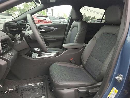 2025 Buick Envista Preferred FWD