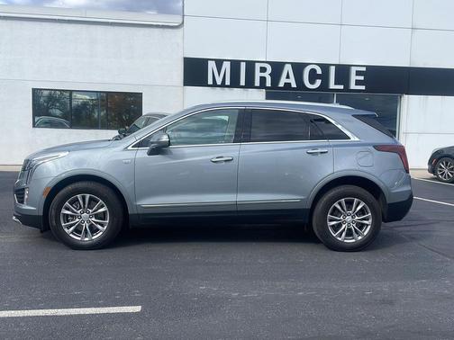 2023 Cadillac XT5 Premium Luxury