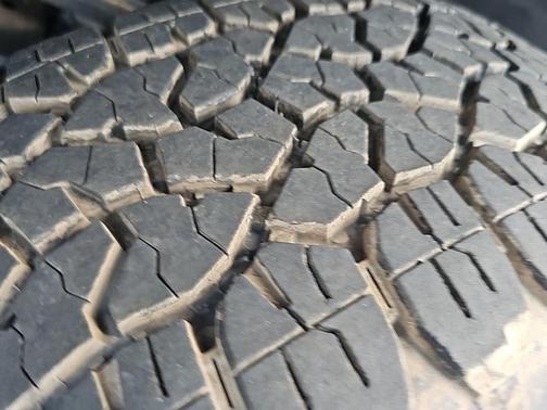 Sterling Metallic 2025 GMC Sierra 2500 AT4