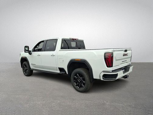 2026 GMC Sierra 2500 AT4