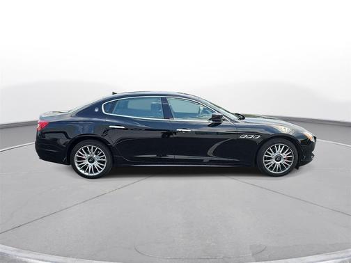 Black 2014 Maserati Quattroporte S Q4