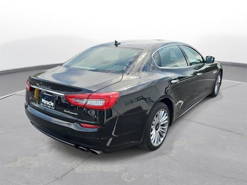 Black 2014 Maserati Quattroporte S Q4