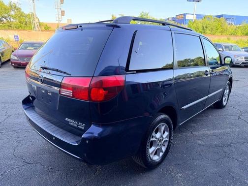 Stratosphere Mica 2005 Toyota Sienna XLE Limited